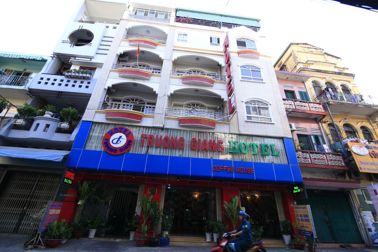 Truong Giang Hotel Bandar Ho Chi Minh Luaran gambar