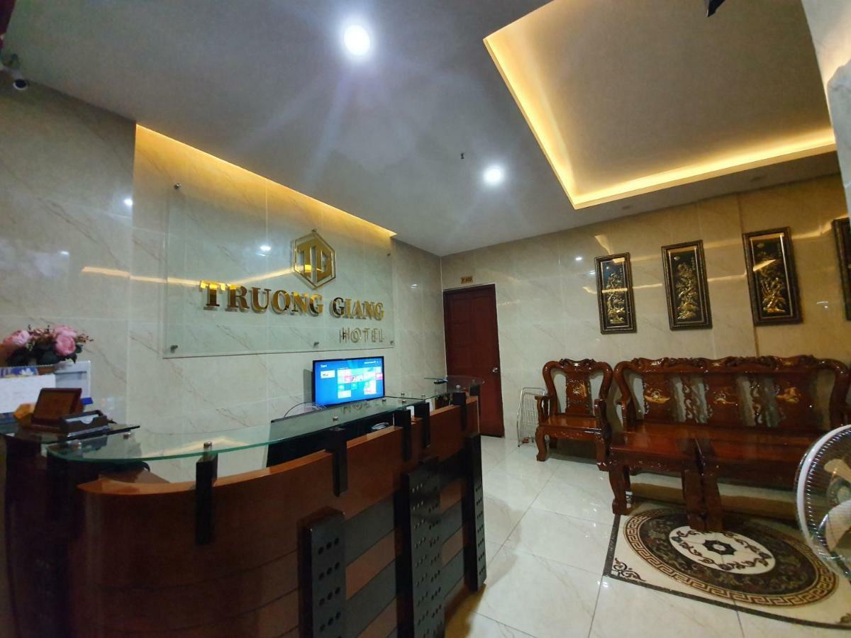 Truong Giang Hotel Bandar Ho Chi Minh Luaran gambar